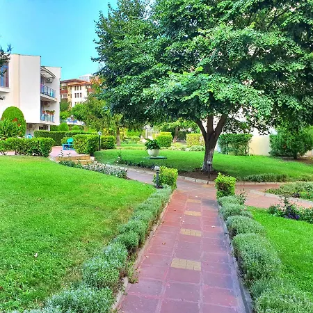 Sveti Vlas Marina Beach Apartment - Vega Village Exterior foto